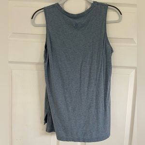 Lululemon workout tee